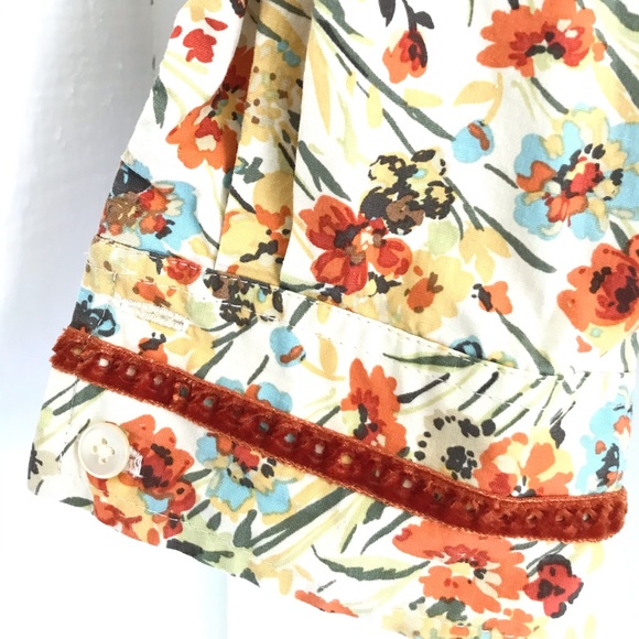 Peck & Peck “Weekend” button up blouse - Picture 5 of 5